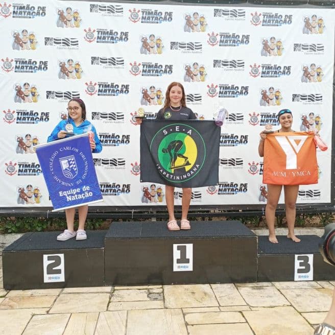 Nadadora de Itapetininga, Lavínia Klapper conquista duas medalhas de ouro em torneio no Corinthians